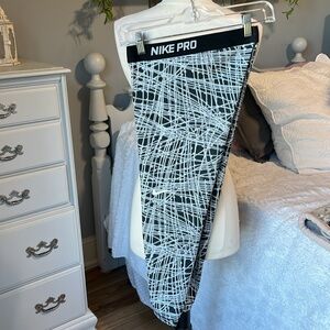 Nike Pro Dri Fit Black Print Leggings Womens Small